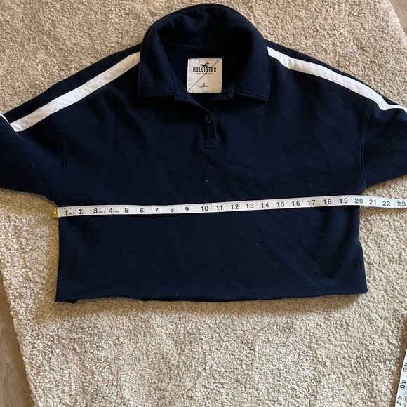 Hollister Collared Crop Top - Picture 7 of 9